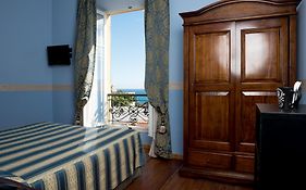 Hotel Belle Epoque